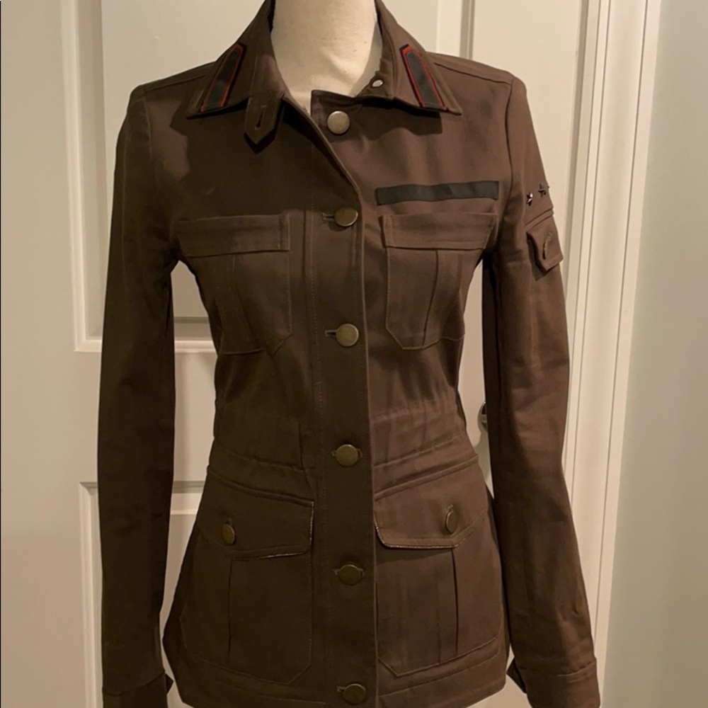 Veronica beard size 0 army inspired blazer.